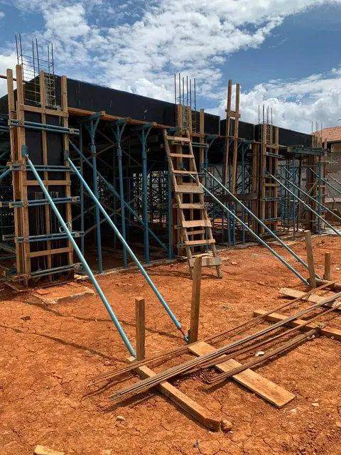 Travamento Métalico de Vigas e Pilares
